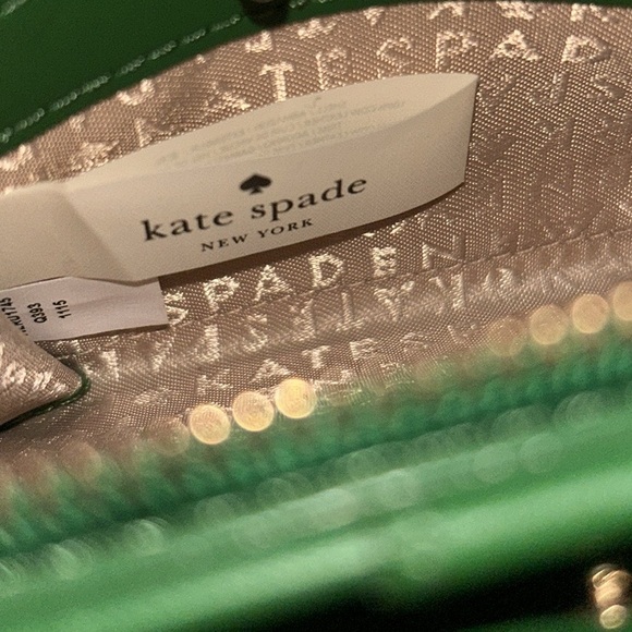 Kate Spade Wellesley Cara Bifold Leather Zip Around Wallet Kelly Green - Picture 6 of 9